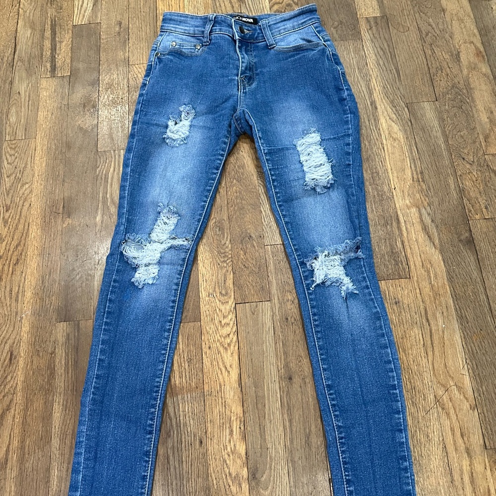 Fashion Nova Skinny Jeans in Classic Blue
